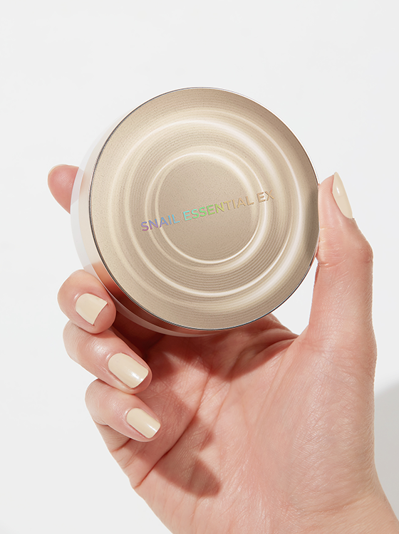 Snail Essential EX Tone Up Essence Pact
