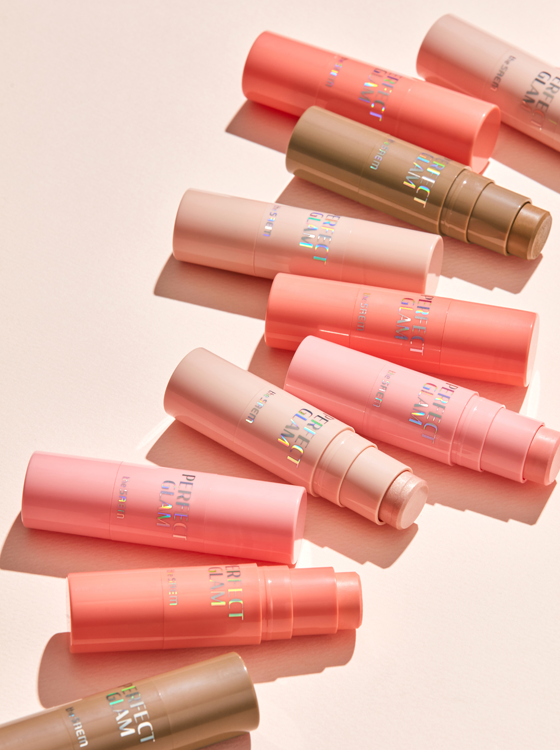 Perfect Glam Stick Blusher 6g